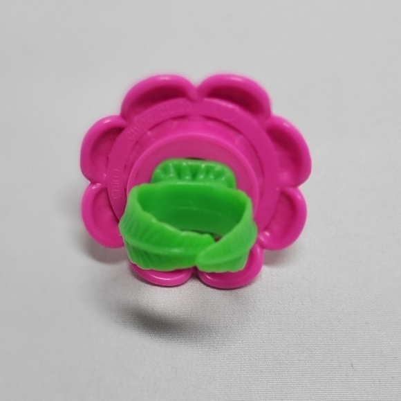 Polly Pocket Adjustable Ring Pink Spinning Flower 1994 Bluebird Toys 90s reto mc - Picture 3 of 3
